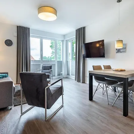 Ostseeallee Ostseeallee 3-24 3*